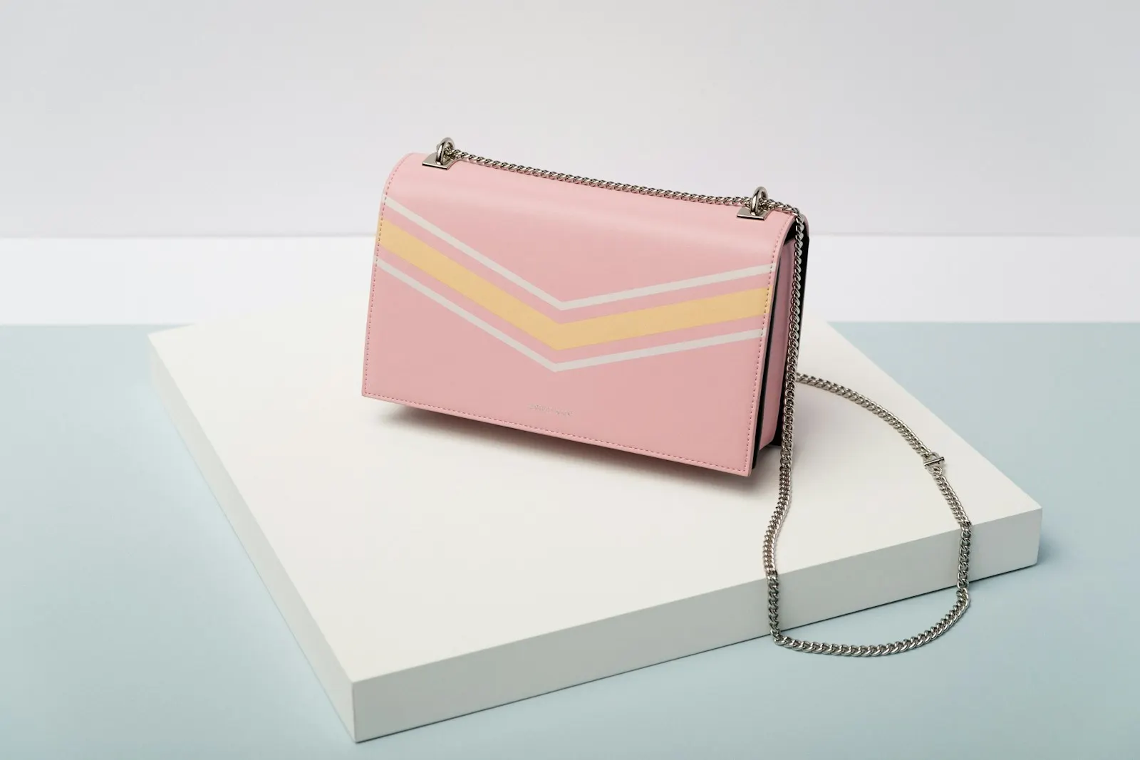 Pink handbag with a shoulder strap